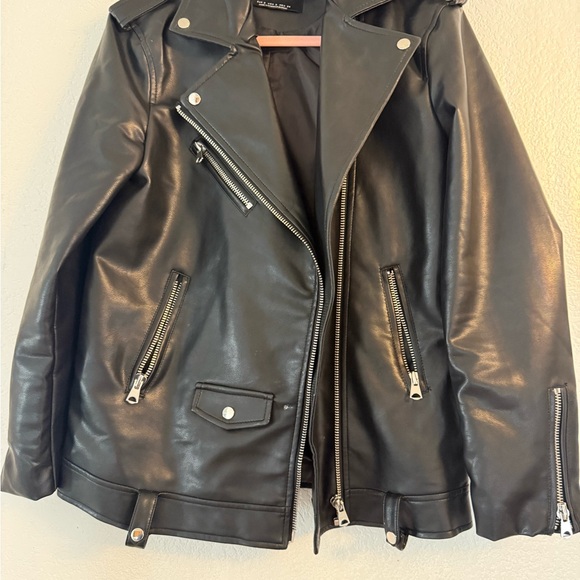 Stradivarius Black Leather Jacket - Picture 3 of 4
